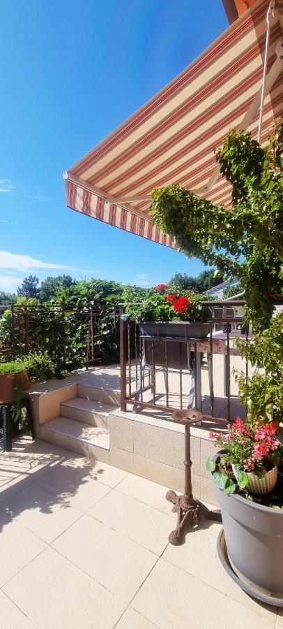 Apartments Skorup Ičići Екстериор снимка